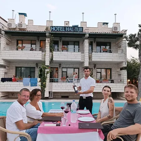 Hal-tur Hotel