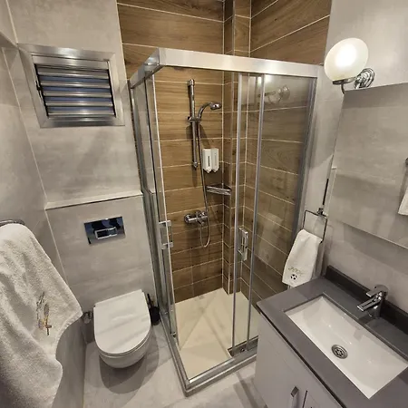 Hal-tur Hotel 3*