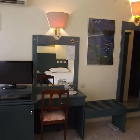 Hotel Hal-tur 3*