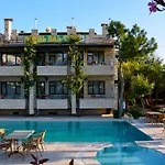 Hotel Hal-tur 4*
