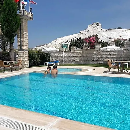 Hal-tur Hotell 4*