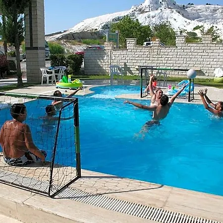 Hal-tur Hotell
