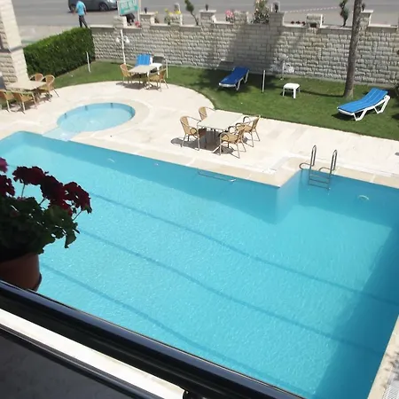 Hotel Hal-tur 3*