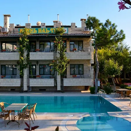 Szálloda Hal-tur 4*